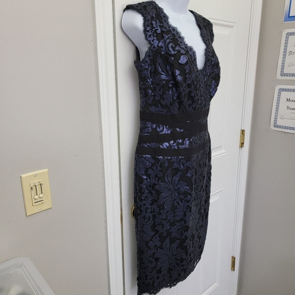 Tadashi Shoji Sleeveless Embroidered Sequin Lace Banded Sheath Cocktail Dress 6 - Picture 5 of 15